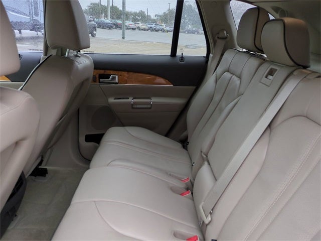 2011 Lincoln MKX Base