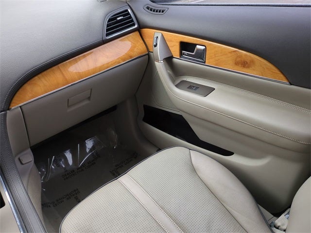 2011 Lincoln MKX Base