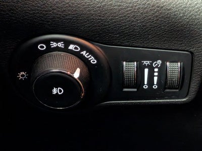 2023 Jeep Compass (RED) Edition