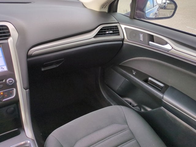 2017 Ford Fusion Hybrid SE