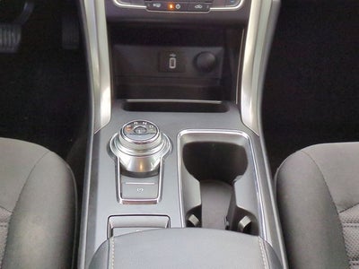 2017 Ford Fusion Hybrid SE