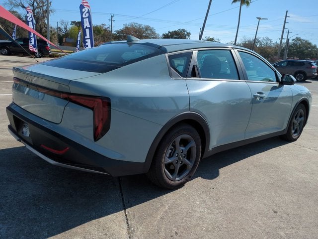 2025 Kia K4 LXS