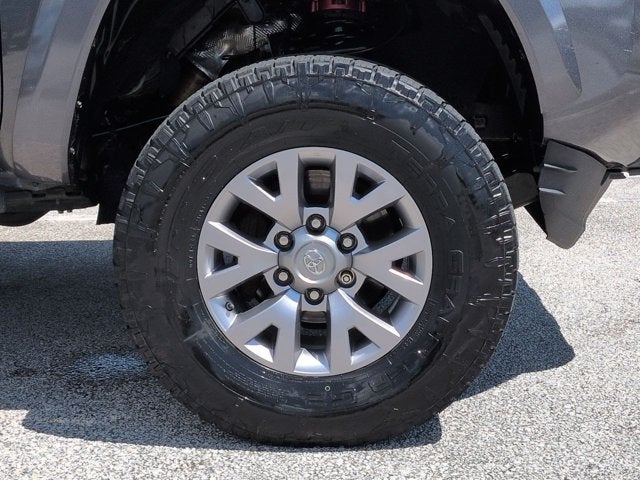 2018 Toyota Tacoma SR5 V6