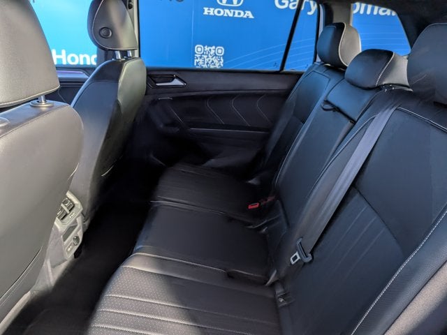 2023 Volkswagen Tiguan SE R-Line Black