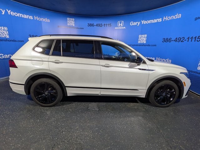 2023 Volkswagen Tiguan SE R-Line Black
