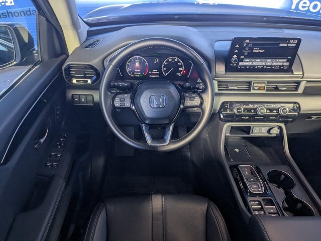 2023 Honda Pilot EX-L 8 Passenger