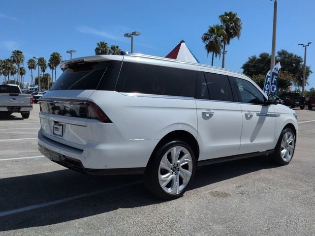 2025 Lincoln Navigator L Reserve