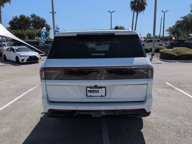 2025 Lincoln Navigator L Reserve