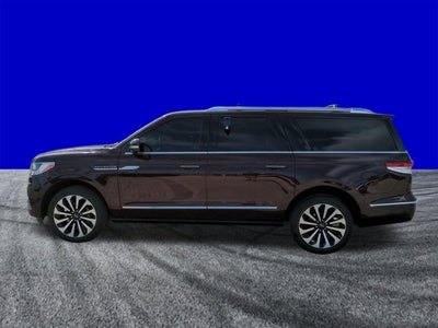 2023 Lincoln Navigator L Reserve