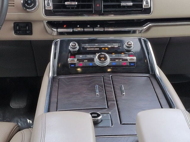 2024 Lincoln Navigator L Reserve