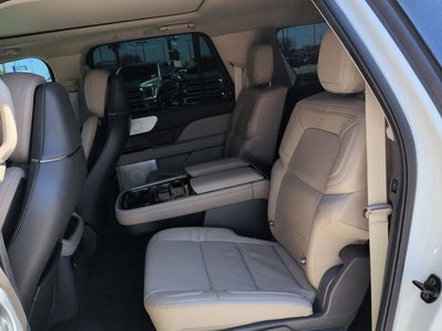 2023 Lincoln Navigator L L Reserve