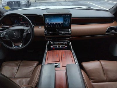 2022 Lincoln Navigator L Reserve