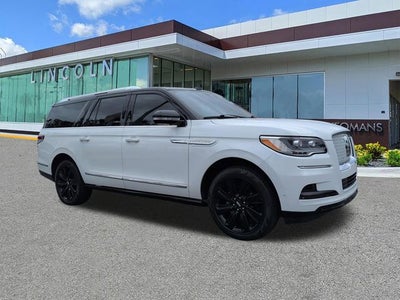 2022 Lincoln Navigator L Reserve