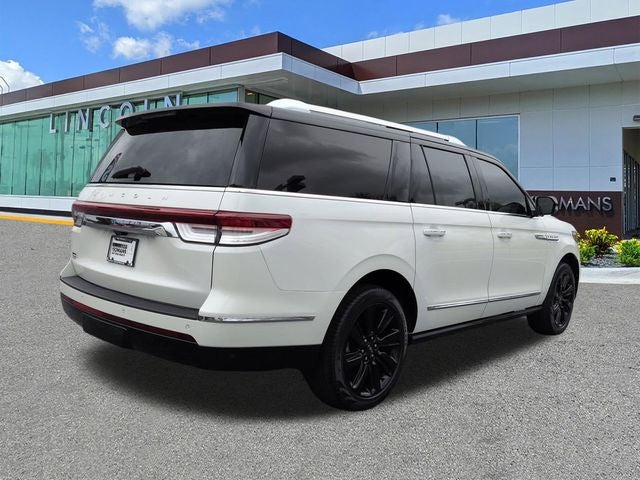 2022 Lincoln Navigator L Reserve