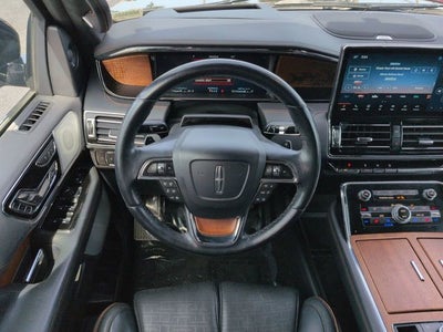 2023 Lincoln Navigator L Black Label