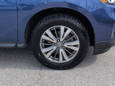 2020 Nissan Pathfinder S