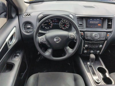 2020 Nissan Pathfinder S