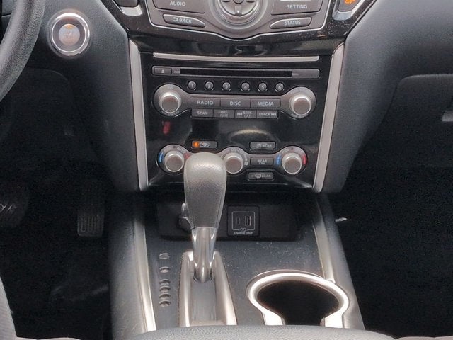 2020 Nissan Pathfinder S