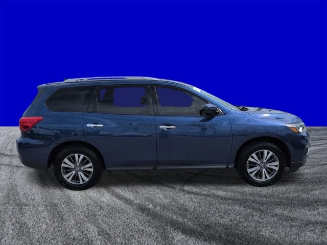 2020 Nissan Pathfinder S