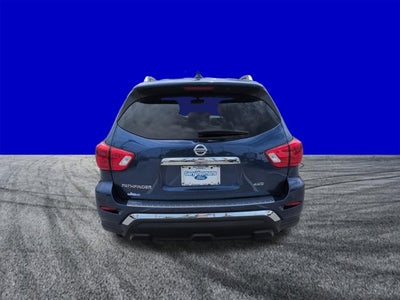 2020 Nissan Pathfinder S