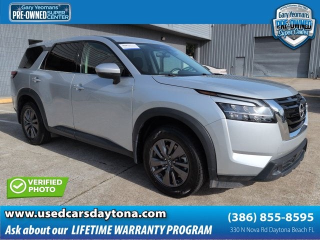 2022 Nissan Pathfinder S