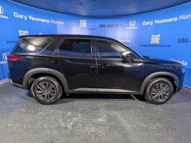 2023 Nissan Pathfinder S