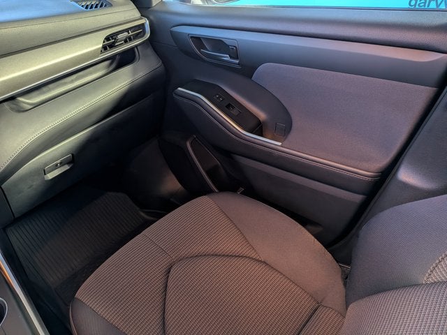 2020 Toyota Highlander L