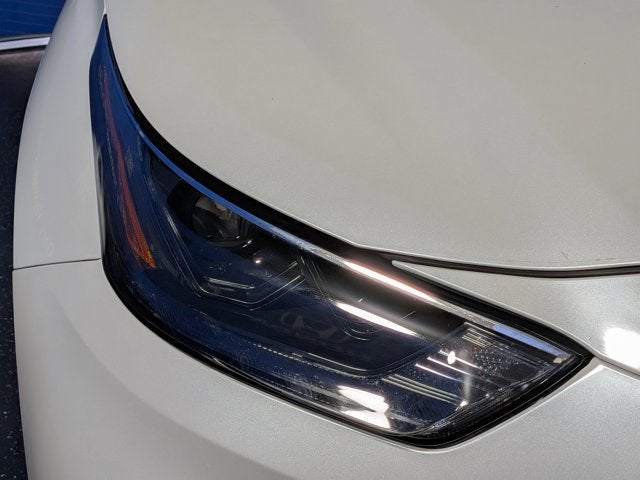 2022 Toyota Highlander L