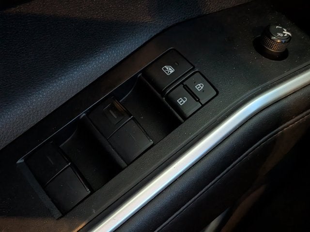 2022 Toyota Highlander L