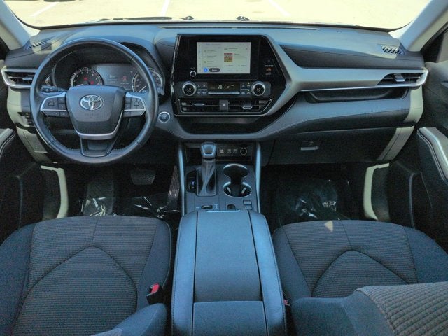 2023 Toyota Highlander LE