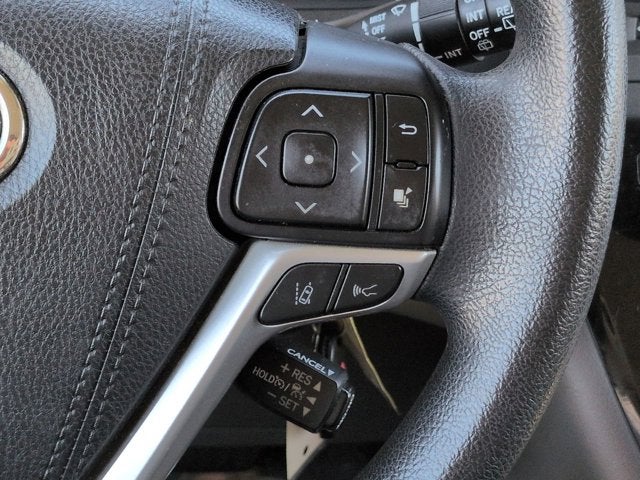 2018 Toyota Sienna LE