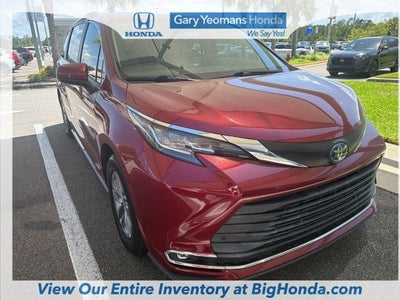 2021 Toyota Sienna XLE