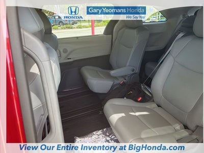 2021 Toyota Sienna XLE