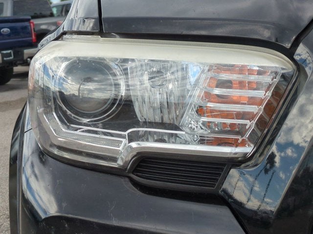 2017 Toyota Tacoma Base