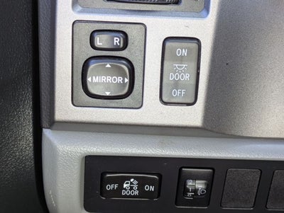 2012 Toyota Tundra Grade V6