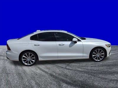 2019 Volvo S60 Momentum