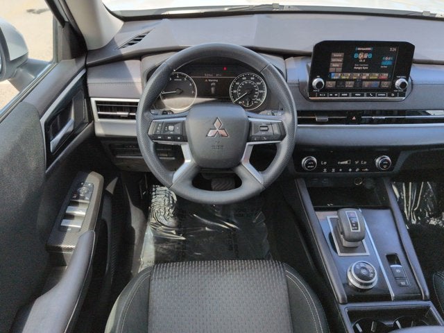 2023 Mitsubishi Outlander ES
