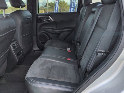 2022 Mitsubishi Outlander SE