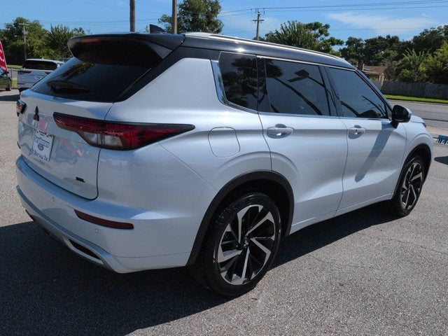 2023 Mitsubishi Outlander SEL