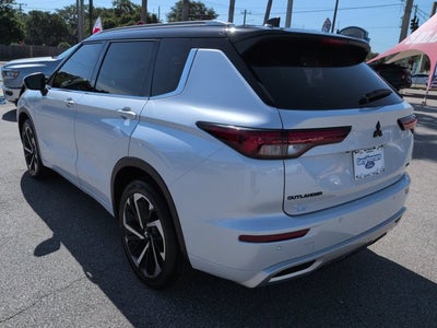 2023 Mitsubishi Outlander SEL