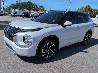 2023 Mitsubishi Outlander SEL