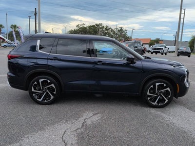 2022 Mitsubishi Outlander SEL