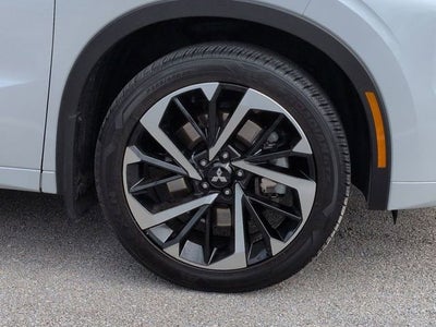 2024 Mitsubishi Outlander SEL