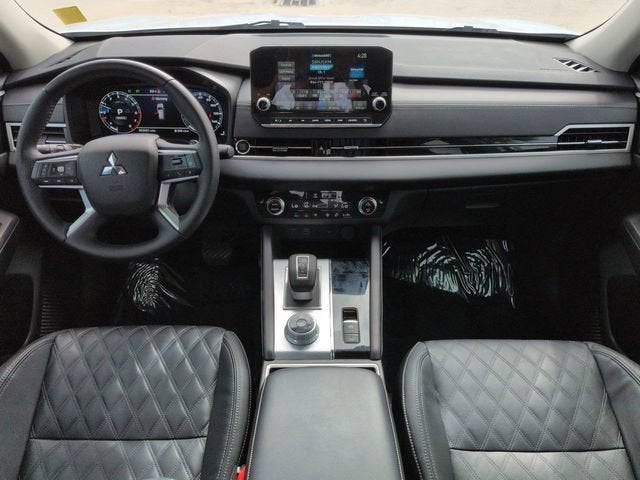 2024 Mitsubishi Outlander SEL