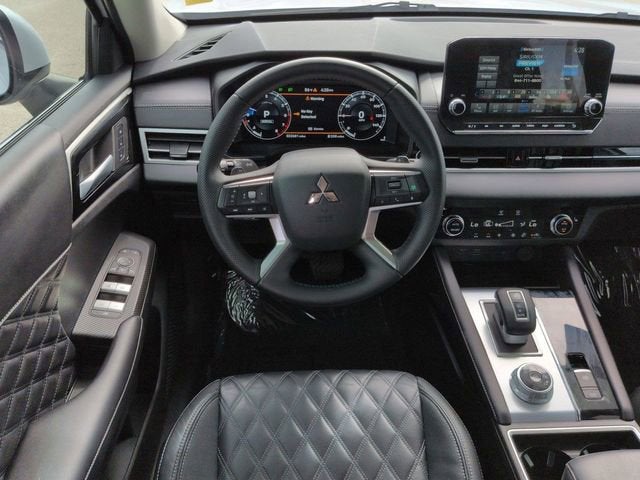 2024 Mitsubishi Outlander SEL