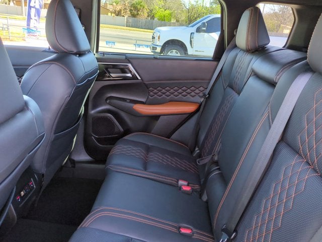 2022 Mitsubishi Outlander SEL