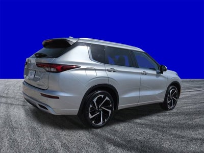 2022 Mitsubishi Outlander SEL