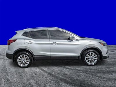 2021 Nissan Rogue Sport SV