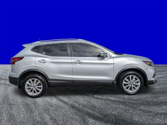 2021 Nissan Rogue Sport SV