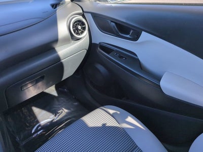 2023 Hyundai Kona SE